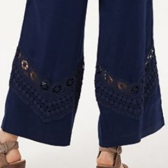 Susan Graver Linen Blend Ankle Pant Crochet Detail - Picture 4 of 4